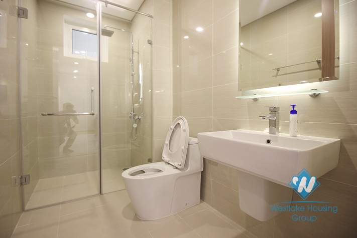 Cheap three bedrooms apartment for rent in L building Ciputra, Tay Ho, Ha Noi